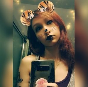 Meet your Posher, Melanie